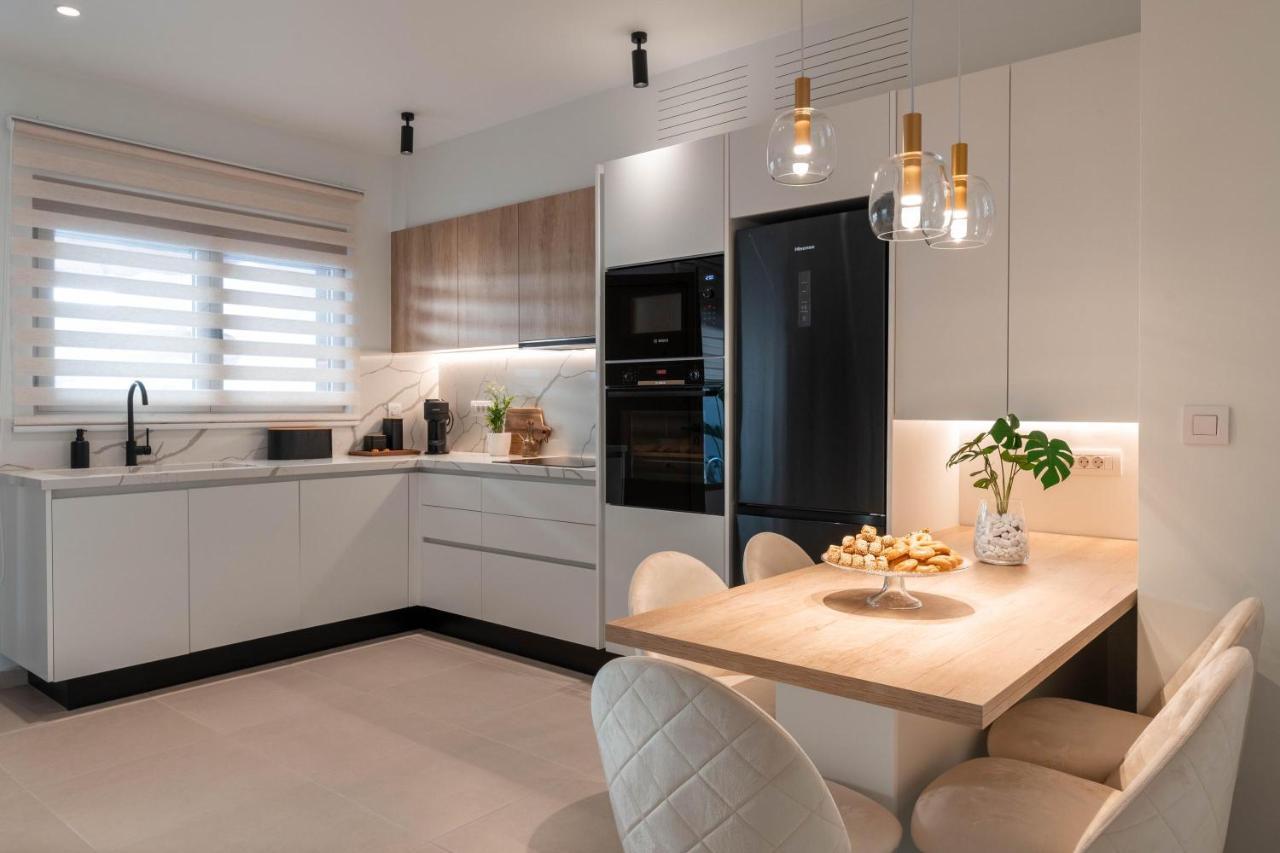 Mariann Premium Suites Lardos Exteriör bild